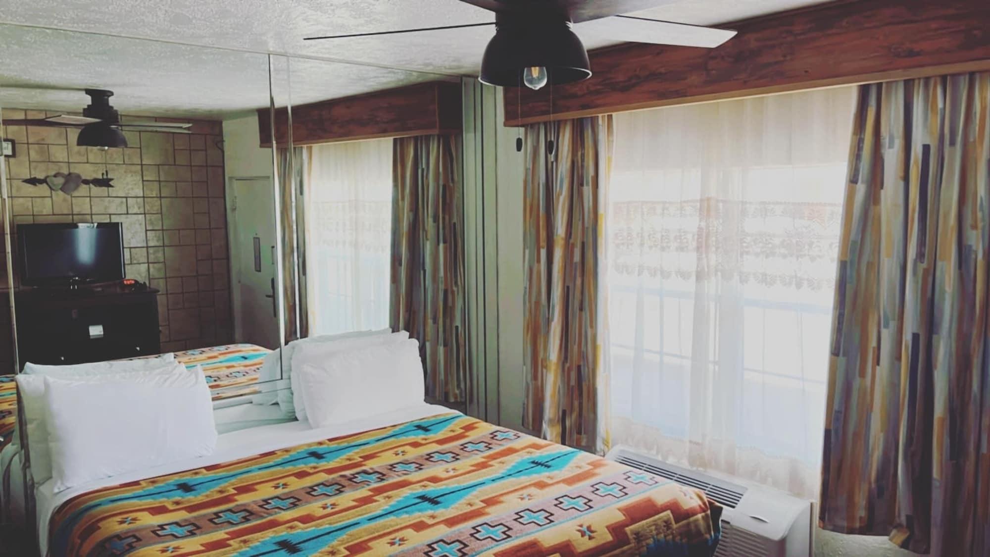 The Classic Desert Aire Hotel Alamogordo Exterior photo
