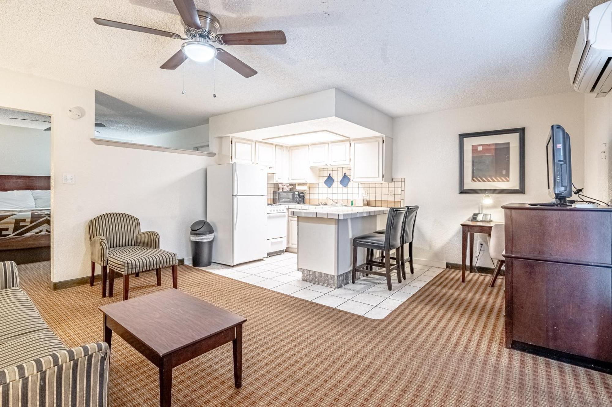 The Classic Desert Aire Hotel Alamogordo Exterior photo